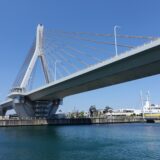 斜張橋（青森ベイブリッジ）